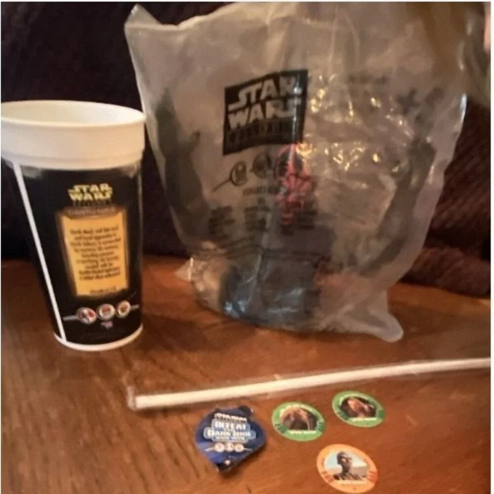 Star Wars Episode I Taco Bell Promo Lot: Cup w/ Toy Bag & Tokens (1999)